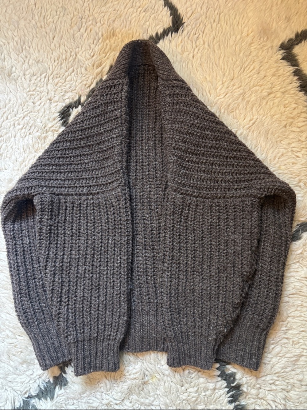 Babaa Wool Cardigan - Picture 15 of 16